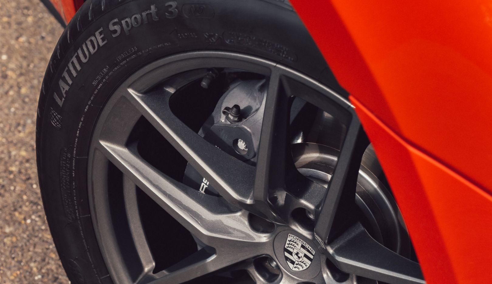 Product Highlights The Porsche Macan T Agile and exclusive Porsche